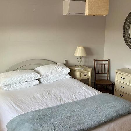 Cosy 2 Bed, Home From Home Haddenham  Eksteriør billede